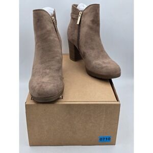 NEW Anne Klein Women's Regency Ankle Boot - Color Truffle - Size 8.5M